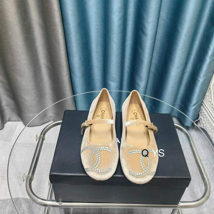 Picture of Chanel Shoes _SKUChanelsz35-40YS03162697